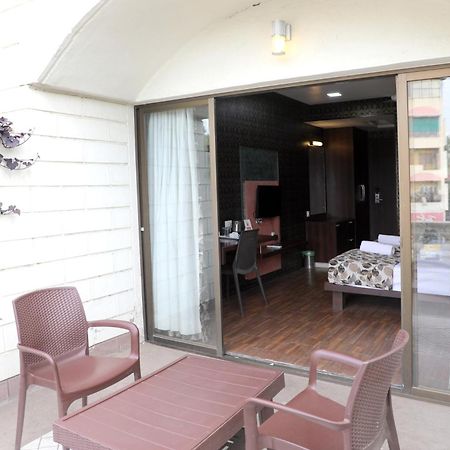 Hotel Pearls Aurangabad  Exterior foto