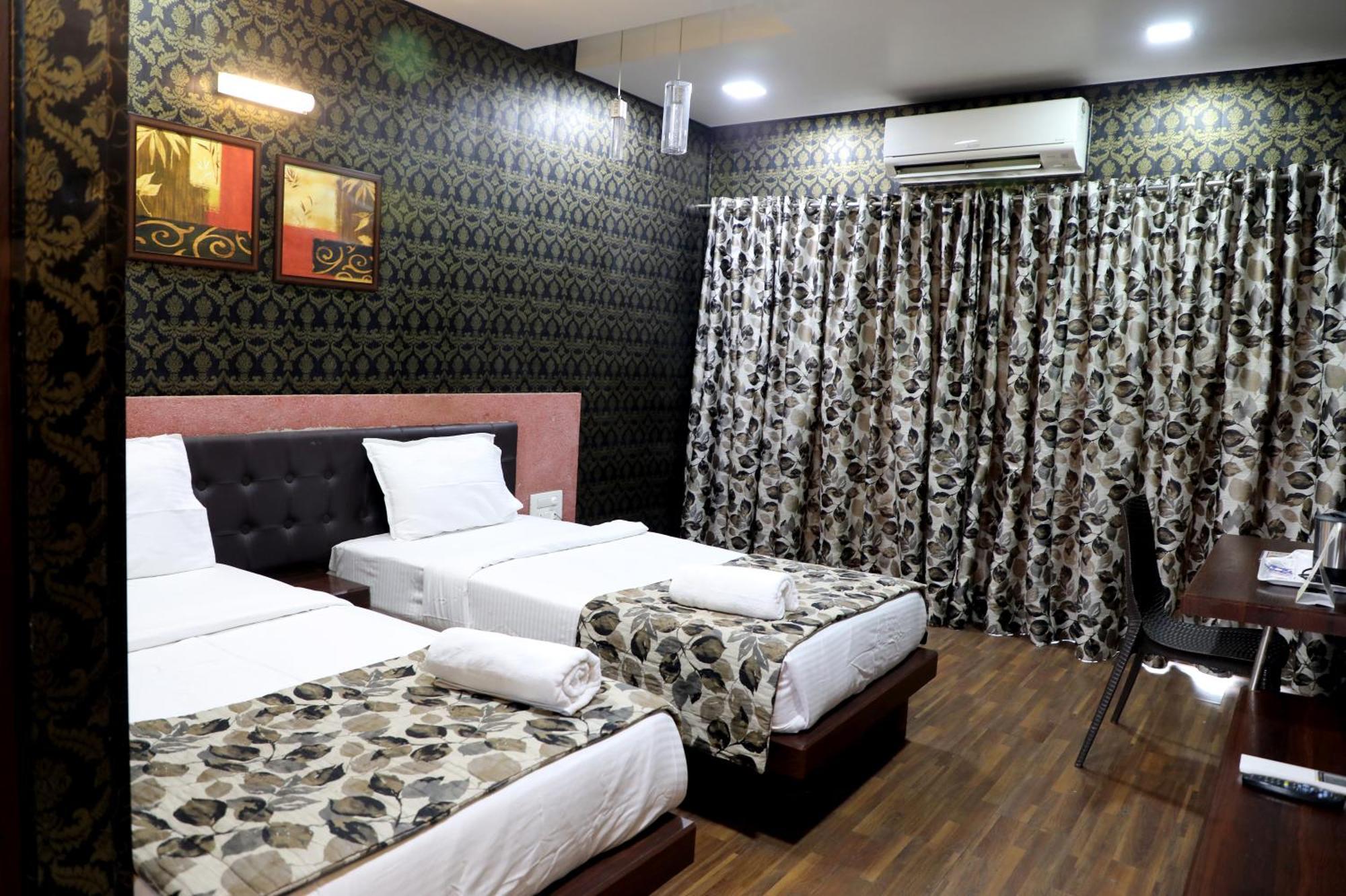 Hotel Pearls Aurangabad  Exterior foto