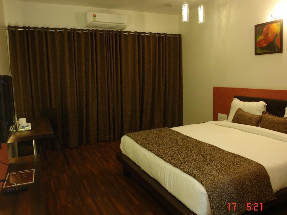 Hotel Pearls Aurangabad  Exterior foto