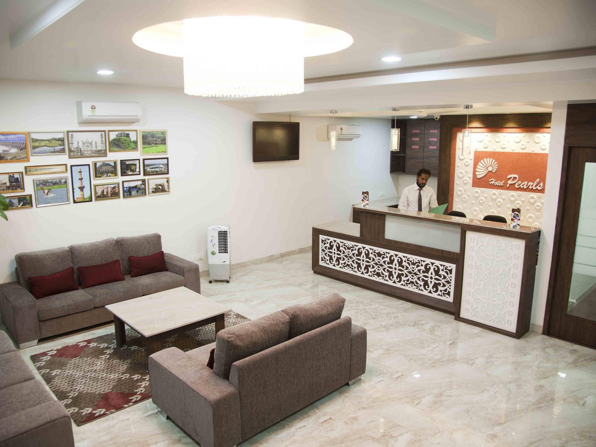 Hotel Pearls Aurangabad  Exterior foto