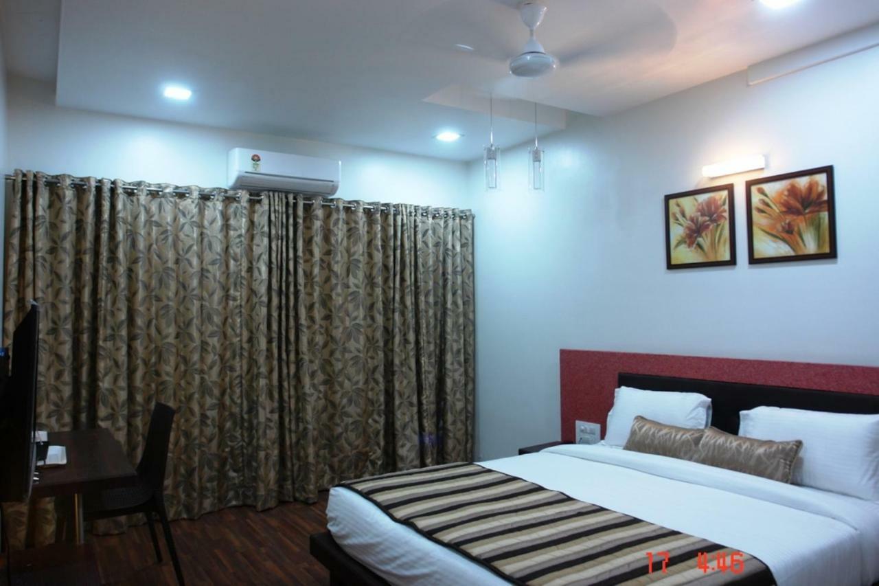 Hotel Pearls Aurangabad  Exterior foto